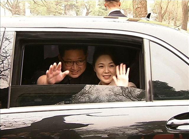 김정은과 부인 리설주. 베이징 AFP=연합뉴스