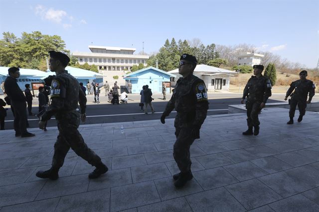 남북정상회담을 2주 앞둔 11일 경기도 파주시 비무장지대 내 판문점 공동경비구역(JSA) 의 모습. 연합뉴스