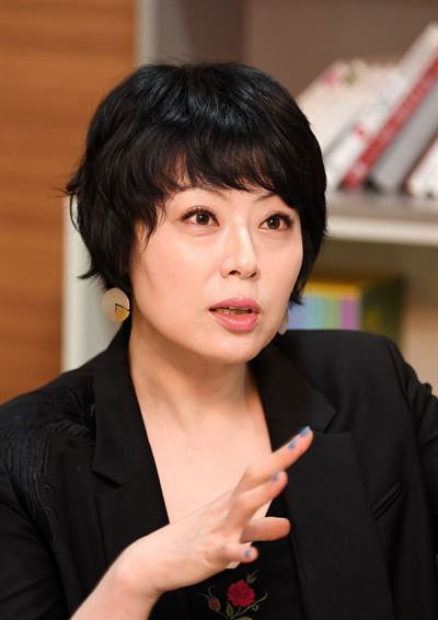 김민정 시인. 홍인기 기자