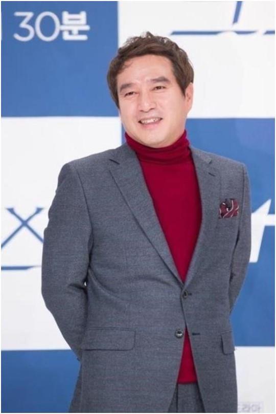 배우 조재현이 허위 사실에 대해 강경 대응을 하겠다고 밝혔다. 한국일보 자료사진