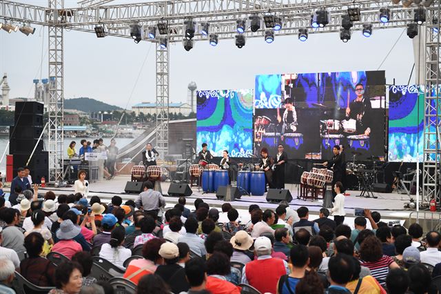 지난해 열린 ‘제21회 기장갯마을축제’ 모습. 기장군 제공