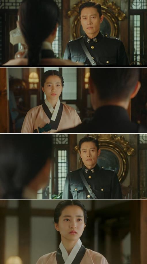 ‘미스터션샤인’ 이병헌의 애절한 눈빛연기가 화제다. tvN 방송 캡처