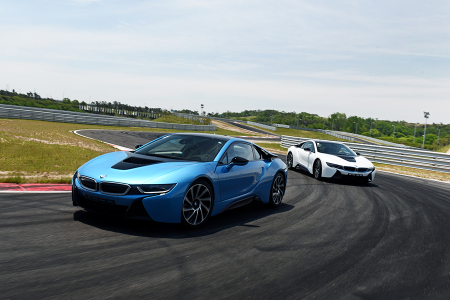 BMW i8 (2)