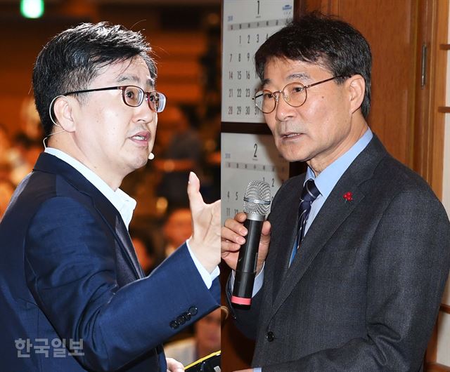 김동연 경제부총리와 장하성 청와대 정책실장. 한국일보 자료사진