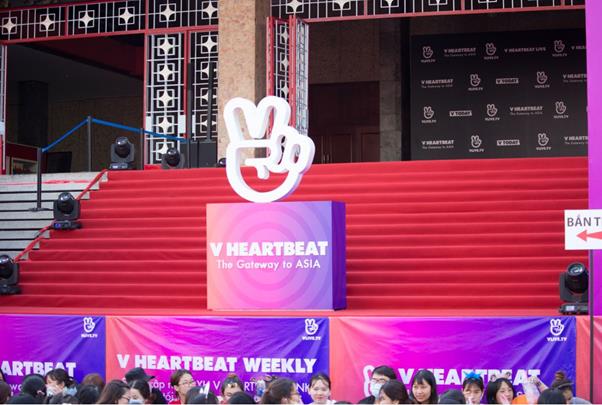 네이버 ‘브이라이브’가 베트남에 구축한 베트남 유일의 첫 공식 음원차트인 ‘V HEARTBEAT’.