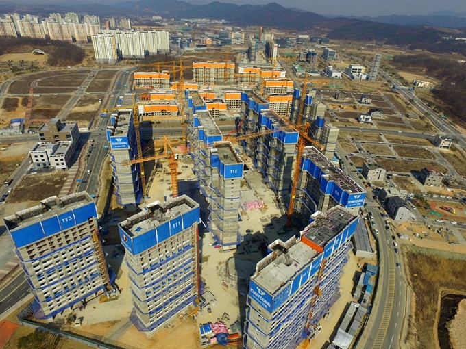 아파트건설현장. 한국일보 자료사진