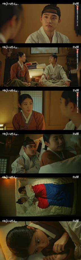 ‘백일의 낭군님’ 도경수와 남지현의 로맨스가 고조되고 있다. tvN 방송 캡처