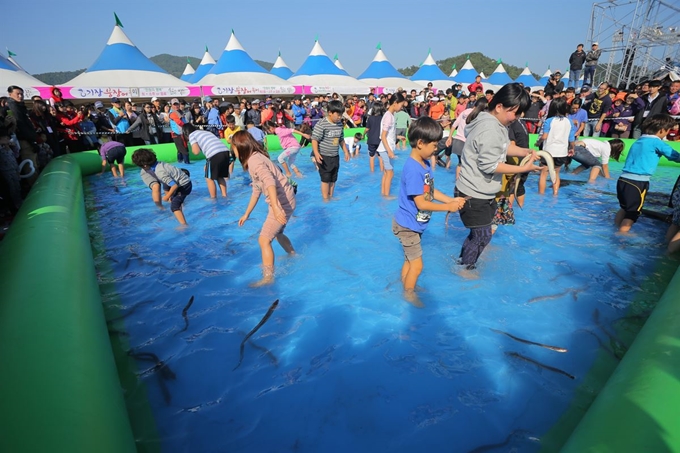 지난해 열린 ‘제13회 기장붕장어축제’ 모습. 기장군 제공