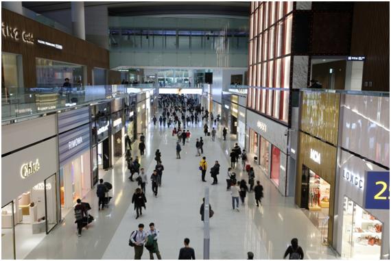 인천국제공항 제2여객터미널 면세점 전경. 인천공항공사 제공