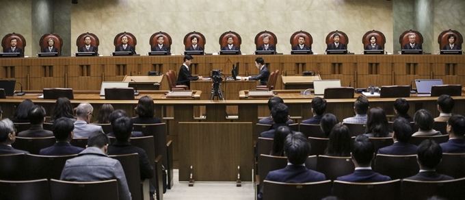 1일 오전 서초구 대법원에서 양심적 병역거부자의 병역법 위법 관련 선고를 위한 대법원 전원합의체가 열리고 있다. 연합뉴스