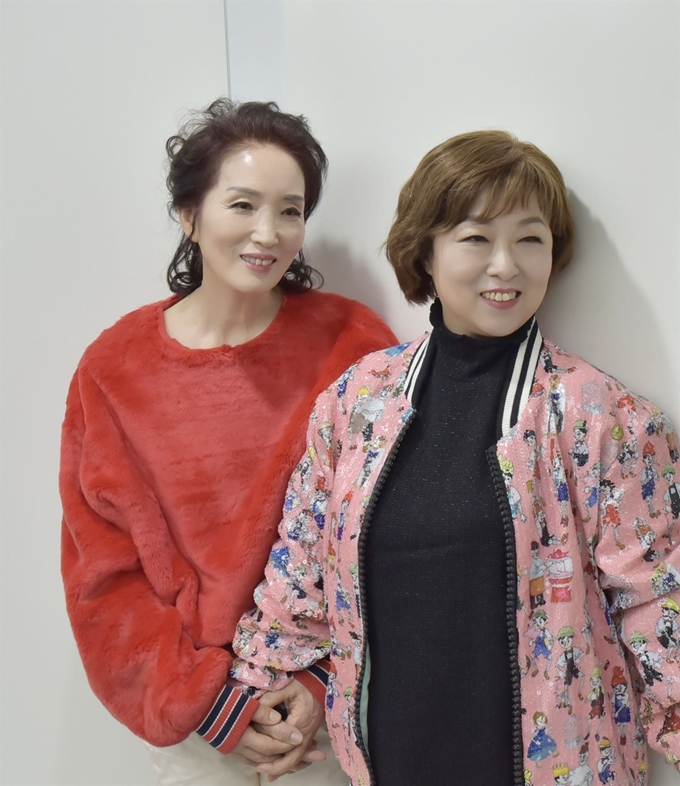 김재올(왼쪽), 김지연(55)씨 화보촬영 모습. 경희대의료원 제공