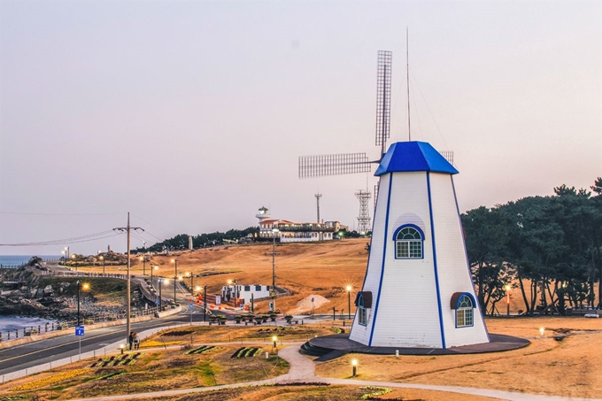 육지에서 일출을 가장 먼저 볼 수 있는 간절곶. 울산도시공사 제공