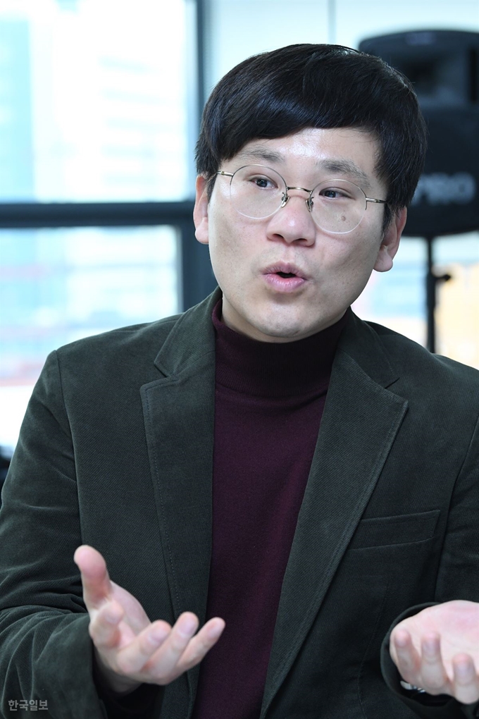 구본창 국장은 "방영 이후 '드라마보다 더 한 코디를 받는 사람들이 많다'는 식의 주장은 업계를 모르는 과장"이라며 "집중해야 할 것은 부모의 욕망이 투영된 주입식 교육이 아이들을 어떻게 망치는가"라고 강조했다. 이한호 기자