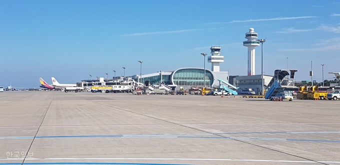 [저작권 한국일보]제주국제공항 주기장 전경. 김영헌 기자.