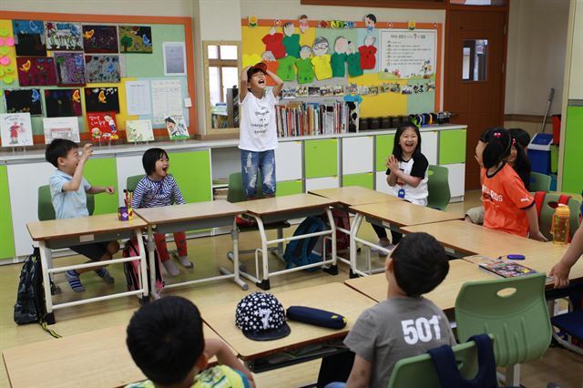 강원지역 초등교사 부족 현상이 이어져 강원교육청이 역점 추진 중인 ‘작은 학교 살리기’ 캠페인에도 비상이 걸렸다. 강원교육청 제공