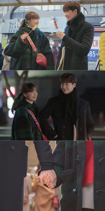 ‘로맨스는 별책부록’ 이나영과 이종석이 화제다. tvN 제공