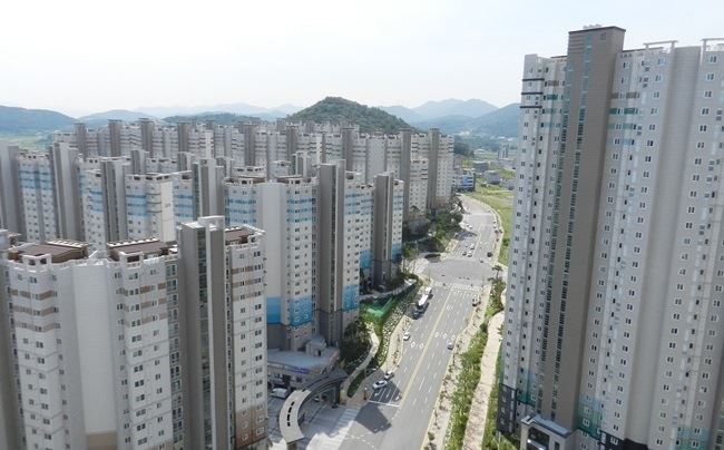 전남 순천시 신대택지개발지구 중흥아파트 전경.