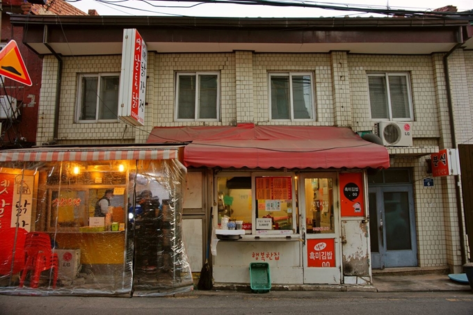 서울 서대문구 북아현동에 위치한 적산가옥. 지난해 12월 29일 촬영했다. 전재원 작가 제공