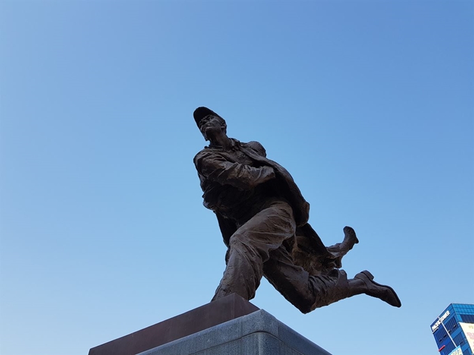 경기 의정부시가 설치한 안중근 의사 동상. 의정부시 제공