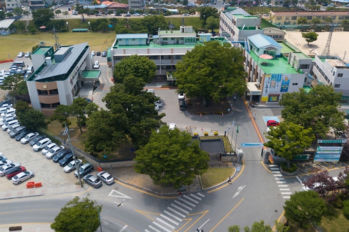 하늘에서 내려 본 홍성군 청사. 홍성군 제공