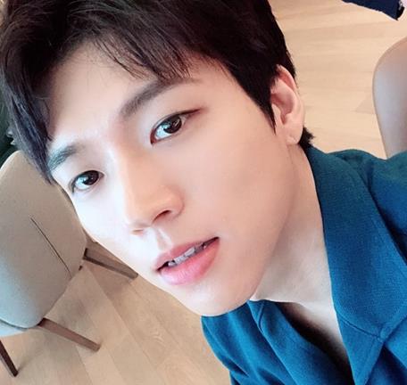 남우현이 훈훈한 매력을 뽐냈다. 남우현 SNS