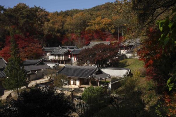 유네스코 세계문화유산 등재가 확실시되는 '한국의 서원' 중 하나인 도산서원. 문화재청 제공