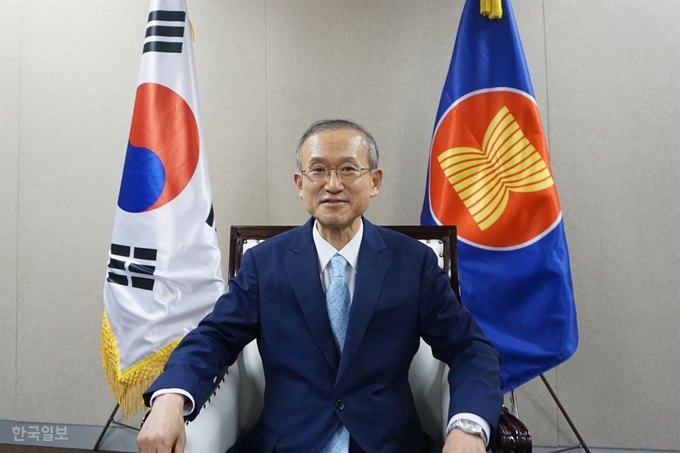 임성남 신임 주아세안 대사는 16일 간담회에서 "부임하고 일주일을 차관 때보다 더 바쁘게 보냈다"고 말했다. 자카르타=고찬유 특파원