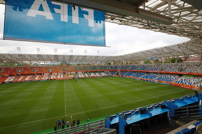 2019 국제축구연맹(FIFA) 20세 이하(U-20) 월드컵 개막을 하루 앞두고 22일 폴란드 비엘스코-비아와 스타디움에서 막바지 개막 준비가 한창이다. 비엘스코비아와=연합뉴스