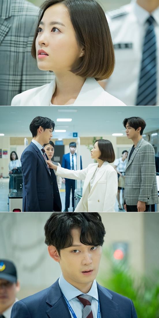 '어비스' 박보영과 권수현의 데스매치가 그려진다. tvN 제공