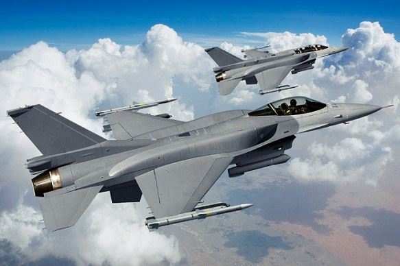 대만의 요청에 따라 미국은 지난 4월 F-16V 전투기 66대의 대만 수출을 암묵적으로 승인한 것으로 전해진다. 한국일보 자료사진