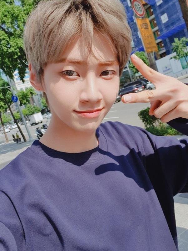 ‘프로듀스X101’ 출신 이진혁이 본명으로 활동한다. 티오피미디어 제공