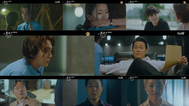 ‘악마가’ 정경호가 박성웅에게 무릎을 꿇었다.tvN 방송캡처