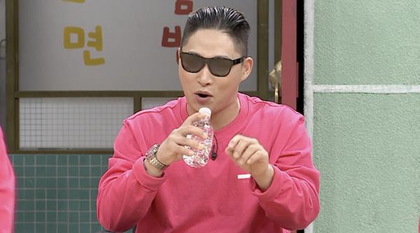 스윙스가 스웩 넘치는 입담을 뽐냈다. JTBC 제공