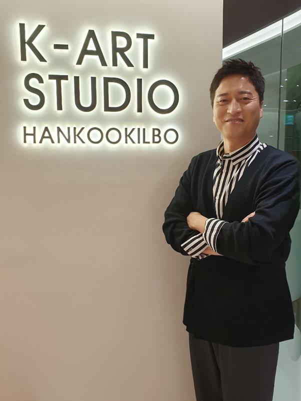 배우 박근수가 지난 22일 서울 마포구 상암동 한국일보 K-ART STUDIO에서 ‘세상에서 제일 예쁜 내딸’ 종영 인터뷰를 진행했다. 이음컴퍼니 제공