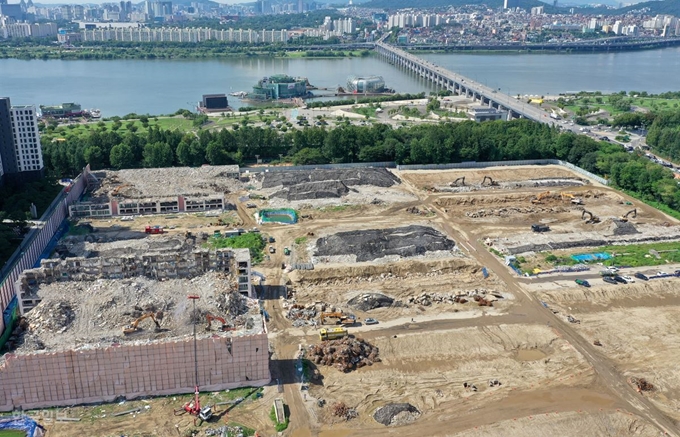 서울 서초구 신반포 3차 및 경남 아파트 재건축 공사 현장 모습. 한국일보 자료사진