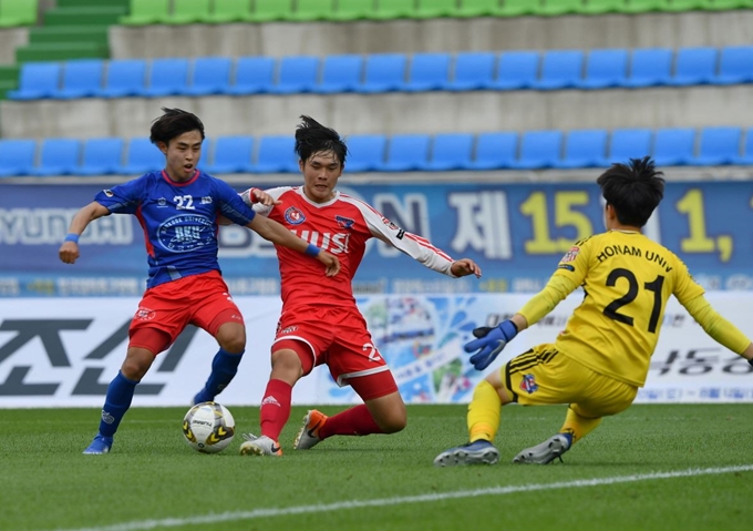 대학 축구 최강자를 가리는 2018 U리그 왕중왕전. 한국대학축구연맹 제공