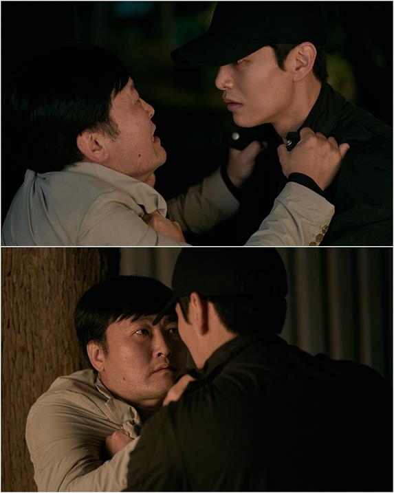 ‘모두의 거짓말’ 이민기가 이준혁에게 숨 막히는 대립각을 세운다.OCN 제공