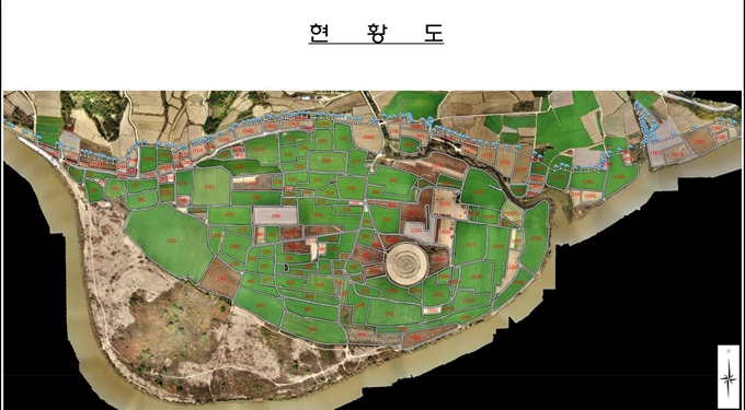 경북 상주시 중동면 간상리 낙동강 전투기 사격장을 드론으로 공중에서 촬영한 전경. 상주시는 최근 측량회사에 의뢰해 드론촬영을 통한 상세 현황도를 건네받았다. 검게 보이는 곳이 강물. 상주시 제공