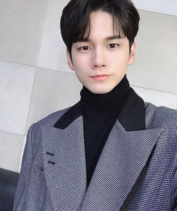 옹성우가 훈훈한 분위기를 뽐냈다. 옹성우 SNS 제공