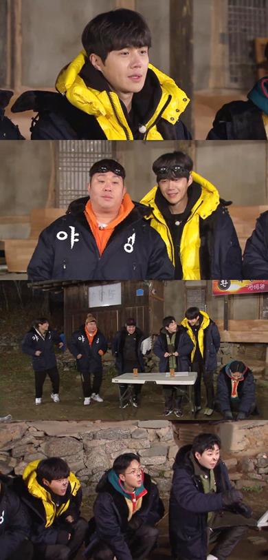 ‘1박 2일 시즌4’ 멤버들의 고군분투 저녁 복불복이 이어진다.KBS 제공