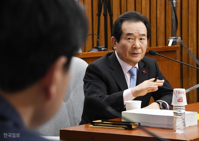 정세균 국무총리 후보자가 국무총리 임명동의안 심사를 위한 인사청문회에서 답변하고 있다. 오대근기자