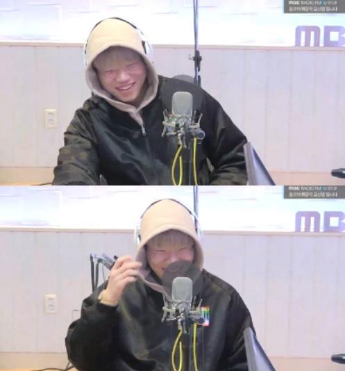 창모가 MBC FM4U ‘정오의 희망곡 김신영입니다’에서 레드벨벳을 향한 팬심을 드러냈다. 방송 캡처