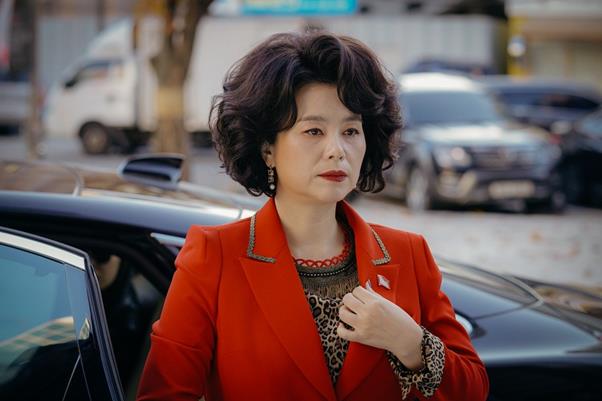 배우 장혜진이 ‘사랑의 불시착’ 종영 소감을 전했다. tvN ‘사랑의 불시착’ 제공