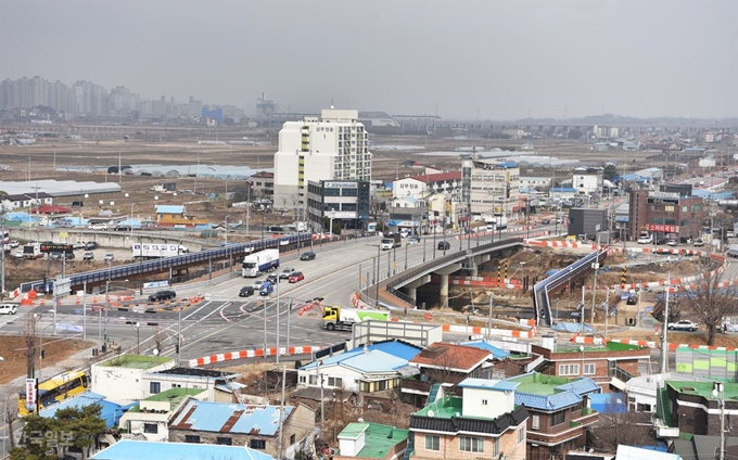 조치원읍과 청주 오송면을 연결하는 조천교. 야간통행금지가 있던 시절 조치원의 술꾼들이 야밤에 통행금지가 없는 충북 땅으로 건넜던 다리다.