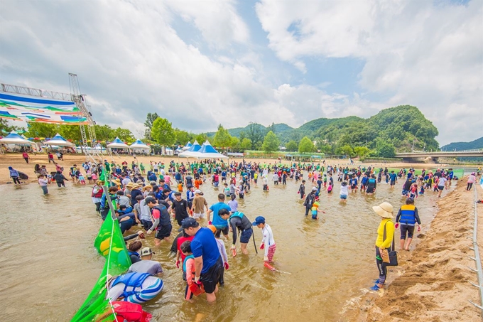 3년 연속 경남도지정 문화관광축제로 선정된 합천 황강바캉스축제. 합천군 제공