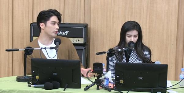 성훈이 SBS 파워FM ‘두시탈출 컬투쇼’에서 키스신 노하우를 밝혔다. 방송 캡처