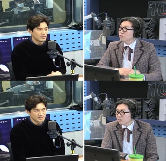 ‘철파엠’ 오지호가 출연했다. SBS 보이는 라디오 캡처