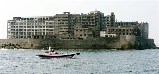 일본 미쓰비시 석탄광업의 주력 탄광이었던 하시마섬. 군함을 닮았다고 해서 군함도라고도 불린다. 나가사키=홍인기 기자