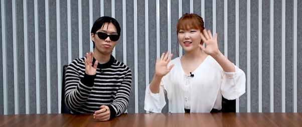 남매 듀오 악뮤(AKMU)가 전국 투어 '항해' 비하인드 영상을 공개했다. YG엔터테인먼트 제공