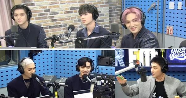 뉴이스트가 SBS 파워FM ‘이준의 영스트리트’에서 청취자와 소통했다. 보이는 라디오 캡처